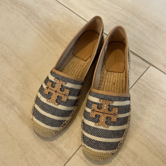 Tory Burch Women Shoes size 7 - Picture 1 of 3